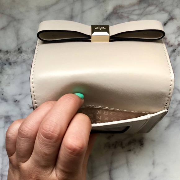 NWOT! Kate Spade Card Holder/Mini Wallet - Picture 5 of 5